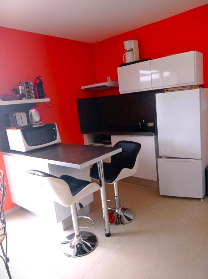 Chez Brigitte, un séjour en Haute-Loire Saint-Germain-Laprade Extérieur photo